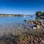 Milla Hvar *