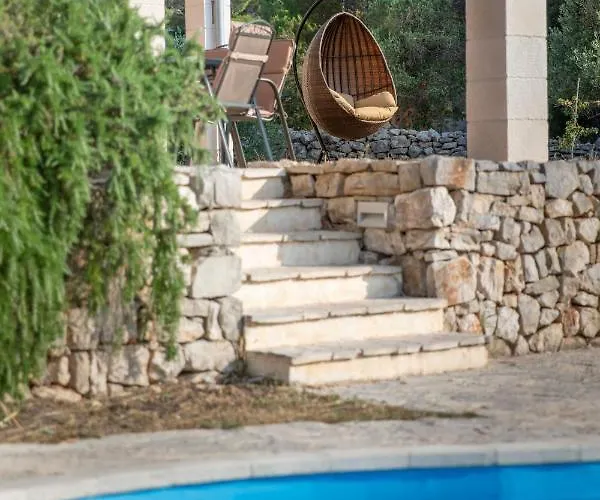 Milla Hvar Villa